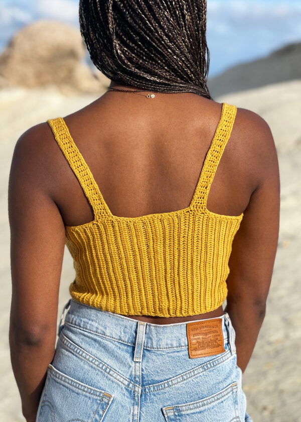 Crop top crochet flores - Imagen 3