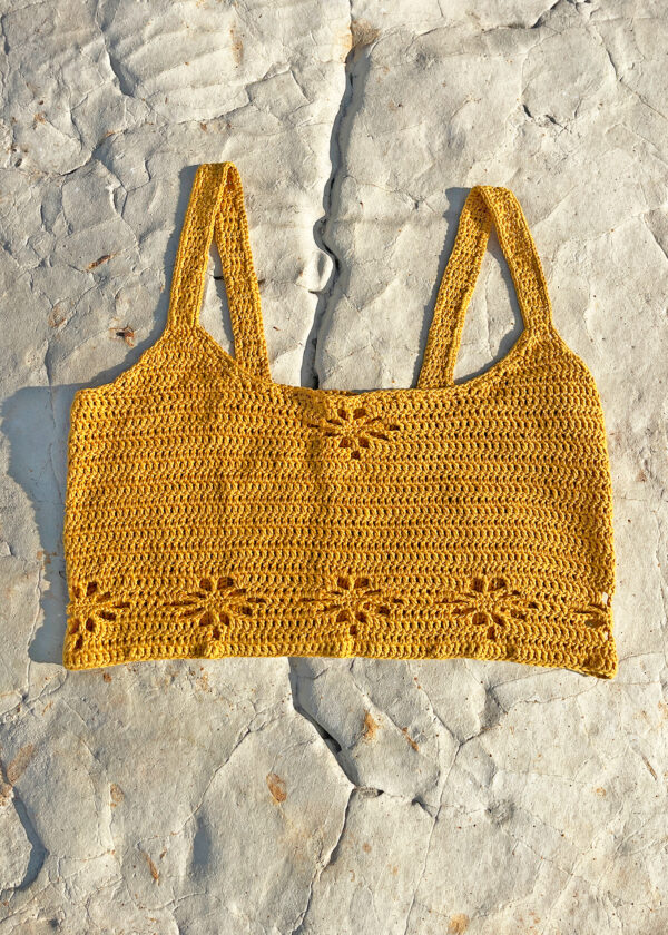 Crop top crochet flores - Imagen 4
